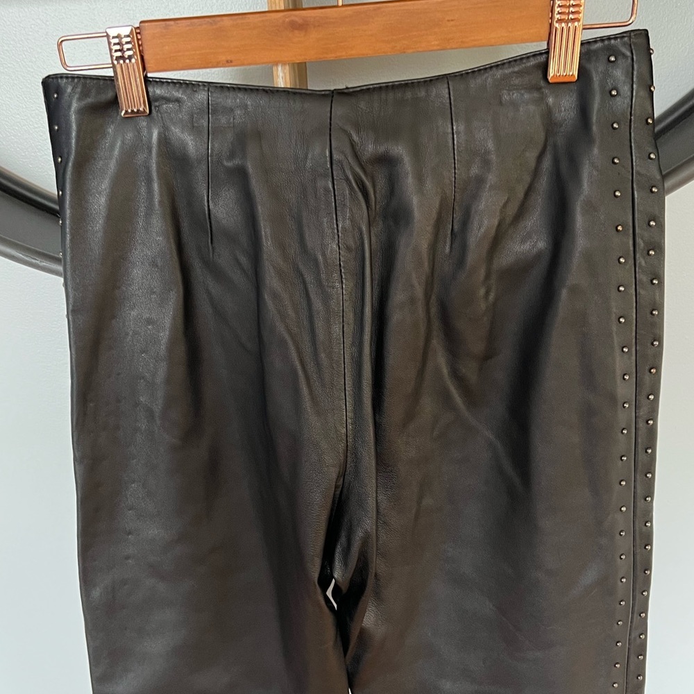 DANIER vintage black leather pants with studded details along sides size 6 small - Picture 8 of 12
